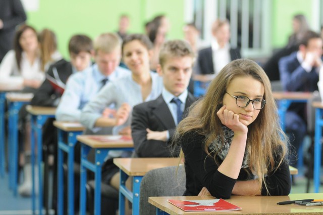 Wiedza zdobyta na kursie może się przydać na maturze pisemnej, jak i na zmodyfikowanym egzaminie ustnym.