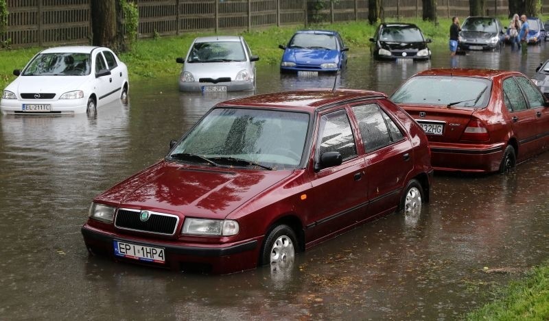 BURZA W ŁODZI, ULEWA W ŁODZI, JAKA POGODA DZIŚ, POGODA ŁÓDŹ,...