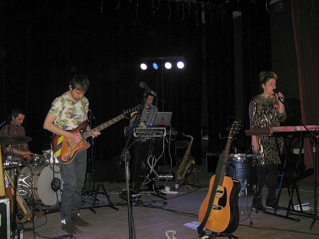 Gwiazdą wieczoru był występ grupy "Pustki".