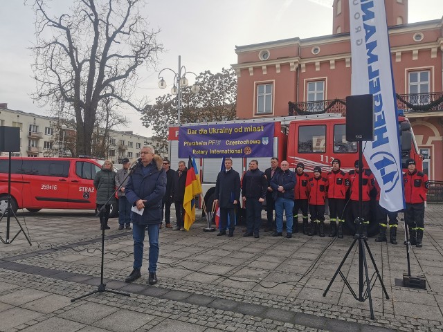 W Częstochowie przekazano wóz strażakom z Charkowa. To dar od miasta Pforzheim