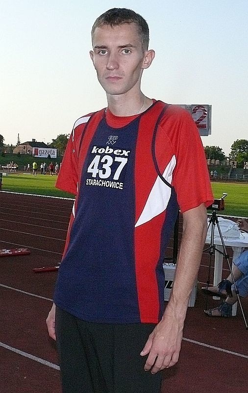 Wojciech Jarosz, utalentowany lekkoatleta Juventy Kobex Starachowice, będzie trenował z Adamem Kszczotem, medalistą mistrzostw świata i Europy.