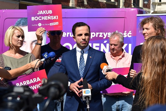 Liderem listy Lewicy jest Jakub Bocheński, członek partii Wiosna