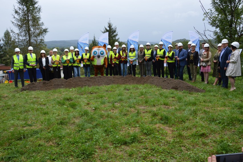 Radziszów. Dzieci i dorośli będą mogli leczyć się w nowoczesnym ośrodku rehabilitacyjnym