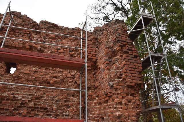 Rysunki i zdjęcia ruin zamku oceniane będą w trzech kategoriach wiekowych