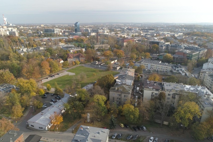 Kraków. Na Wesołej... powolutku, ślamazarnie, ale do przodu. Są nowi najemcy