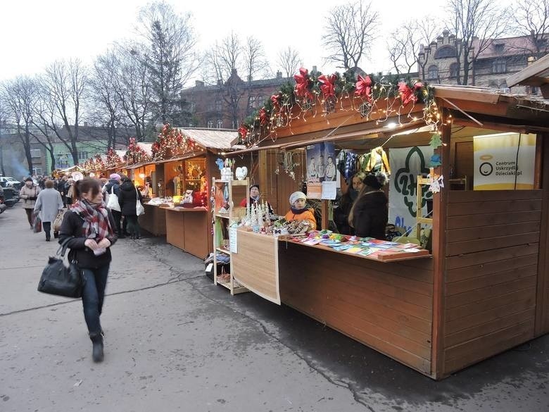 Na jarmarku będzie m.in. karuzela dla dzieci, liczne stoiska...