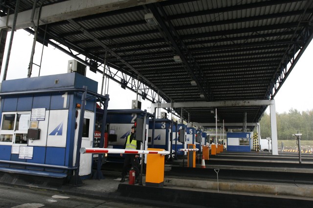 Bramki autostradowe A4 w Mysłowicach i KrakowieZobacz kolejne zdjęcia. Przesuwaj zdjęcia w prawo - naciśnij strzałkę lub przycisk NASTĘPNE