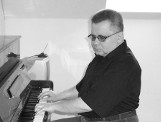 Wspomnienie: Nie żyje Janusz Skowron, pianista zespołu String Connection