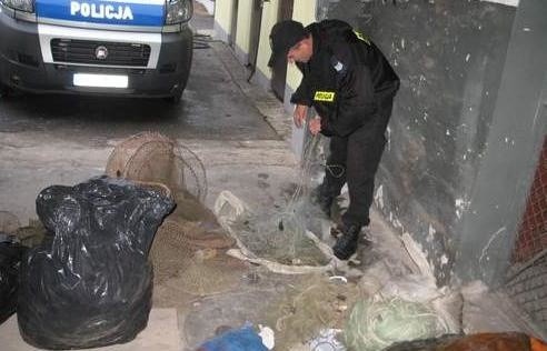 Policjanci znaleźli u podejrzanych sieci rybackie