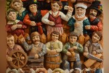 Niezwykła wystawa "Wieś po pałucku" z rzeźbami ludowymi Piotra Wolińskiego. Do obejrzenia w Szubinie! [zdjęcia] 