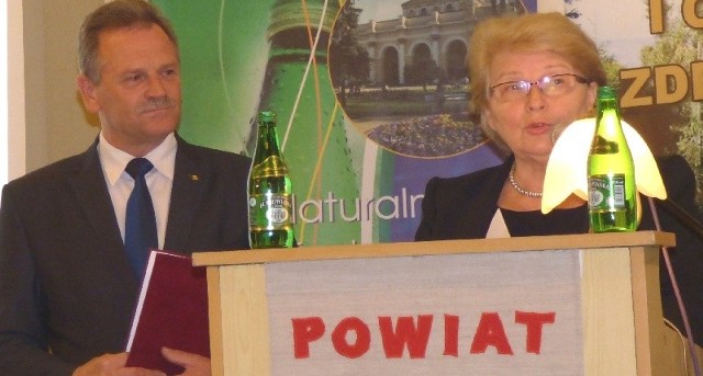 - Będziemy się szczepić &#8211; zapowiedziała na XII Festiwalu Zdrowia wojewoda Bożentyna Pałka-Koruba (obok starosta buski Jerzy Kolarz).