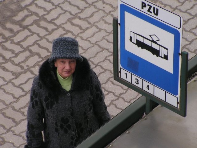 ELŻBIETA NIEWRZAŁEKMa 59 lat. Jedna z najsłynniejszych motorniczych w mieście. Pracowała w MZK od 1972 r. Jeździła na wszystkich liniach. Przez lata fotografowała miasto i rosnące osiedla. Teraz przygotowuje kronikę Gorzowa z perspektywy motorniczego.