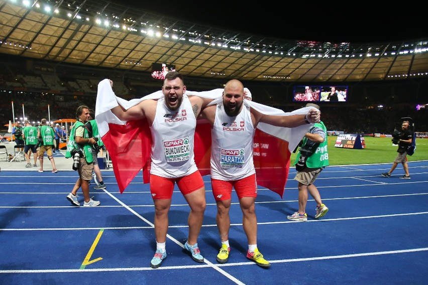 Konrad Bukowiecki (z lewej) i Michał Haratyk zdobyli...