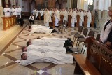 Diecezja radomska ma siedmiu nowych kapłanów. Uroczystej mszy świętej przewodniczył biskup Marek Solarczyk. Zobacz zdjęcia