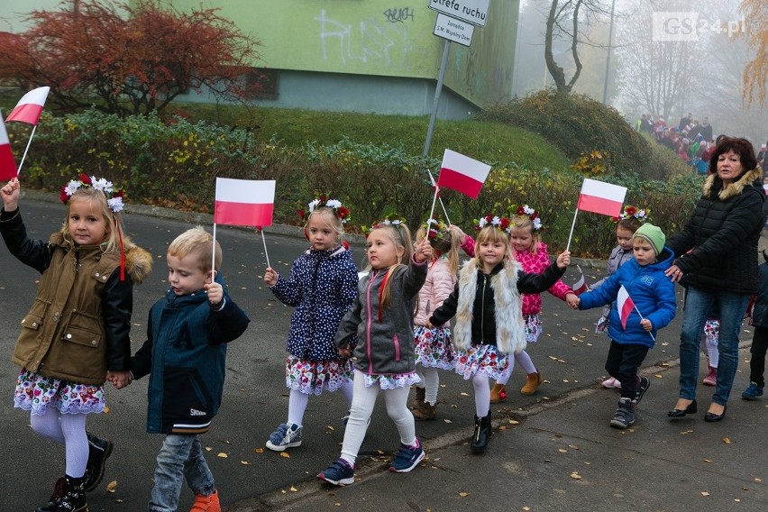 Święto Niepodległości. Przedszkolaki w Szczecinie pokazały historię Polski. Przygotowały specjalny program