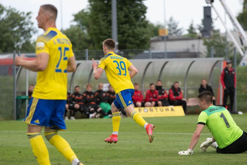 Fortuna 1. Liga. Arka Gdynia pewnie wygrała w Głogowie i zagra u siebie pierwszy baraż o awans do PKO BP Ekstraklasy. 13.06.2021