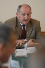 Radni w Krośnie Odrz. radzą o odwołaniu burmistrza 