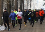 Parkrun Toruń 322. Mundialowe bieganie w lesie na Skarpie [zdjęcia]