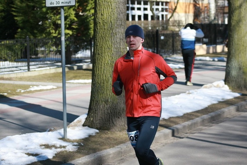 Biegacze z regionu na XXVII Biegu Zaślubin w Kołobrzegu