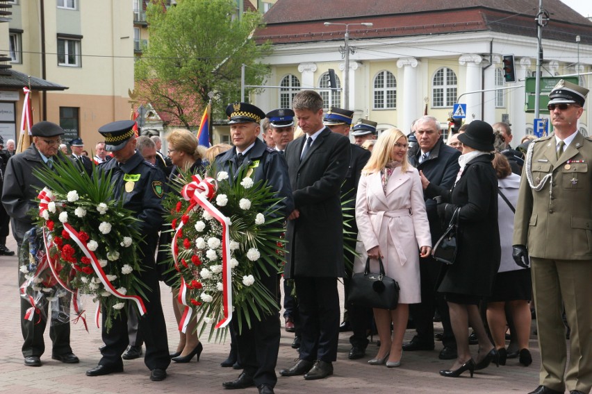 Ostrów Mazowiecka. Święto Konstytucji 3 Maja. Uroczystości odbyły się na Placu Wolności