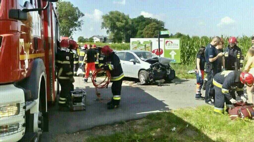 Wypadek w Zielonkach, trzy osoby zostały ranne