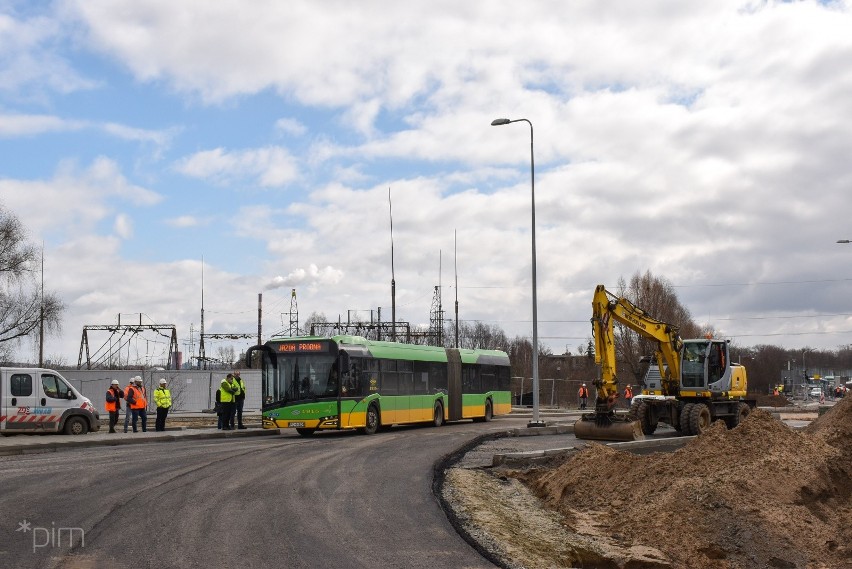 Trwa budowa trasy tramwaju na Naramowice - w rejonie ul....