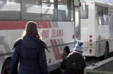 Mój Reporter: Dlaczego autobusy z Oławy zatrzymują się na ulicy Ślężnej i blokują pas?