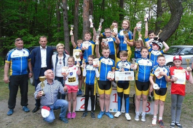 Szkółka kolarska z Daleszyc była najlepsza na zawodach w Kielcach.