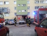 Pożar na ul. Dąbrowskiego. Na miejscu 3 wozy straży pożarnej