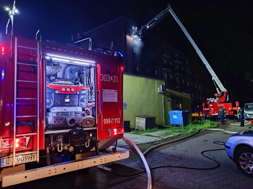Lublin. Tragiczny pożar w bloku przy ul. Sokolej. Trzy osoby nie żyją                 