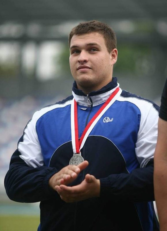 Dominik Witczak ma duże szanse na złoty medal w pchnięciu kulą.