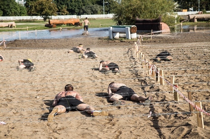 Częstochowa: pierwszy w Polsce stacjonarny park przeszkód do biegów ekstremalnych