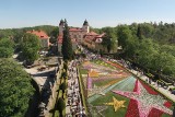 Festiwal Kwiatów i Sztuki 2024 na Zamku Książ. Setki tysięcy kwiatów i mnóstwo gości