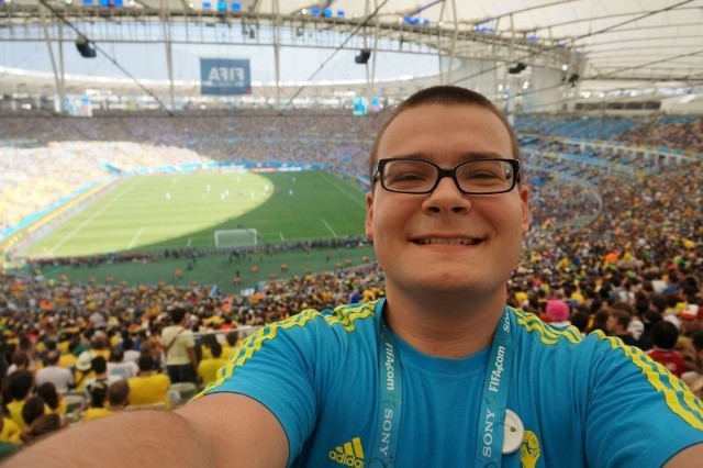 Filip na koncie ma już wolontariat podczas Euro 2012 i brazylijskiego mundialu. Teraz zaciera ręce i czeka rekrutację wolontariuszy na piłkarskie Mistrzostwa Europy we Francji oraz Igrzyska Olimpijskie w &#8211; a jakże! &#8211; Brazylii.