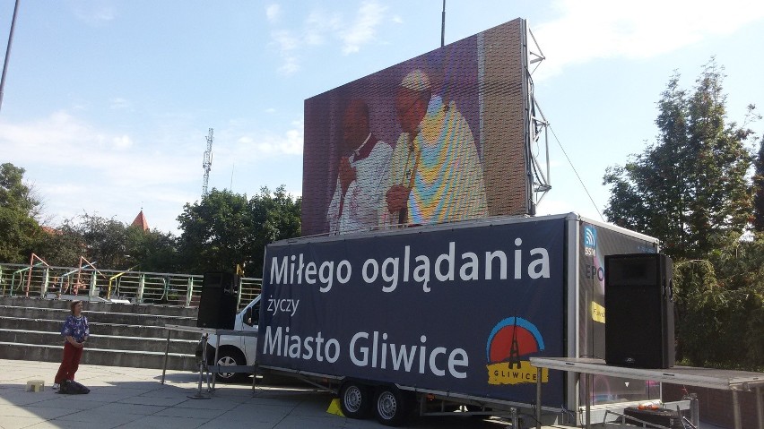 Transmisja mszy papieskiej na placu Krakowskim w Gliwicach