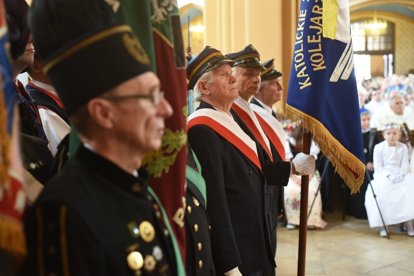 Kosciół Św. Szczepana w Katowicach Bogucicach podniesiony do rangi bazyliki mniejszej [ZDJĘCIA]