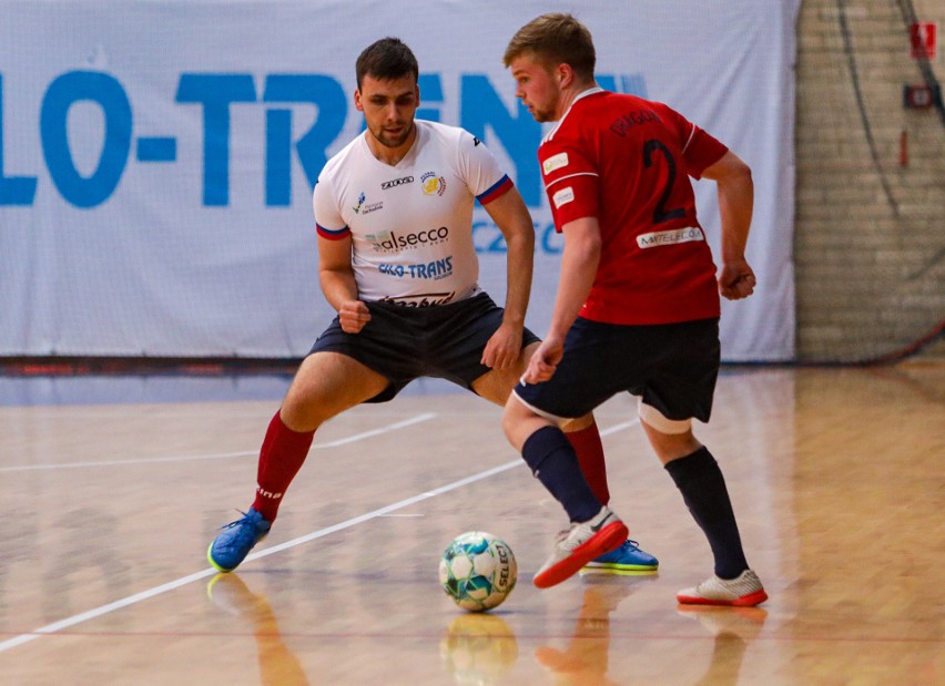 Futsal Szczecin - LZS Bojano 8:2. Cztery bramki w minutę. ZDJĘCIA