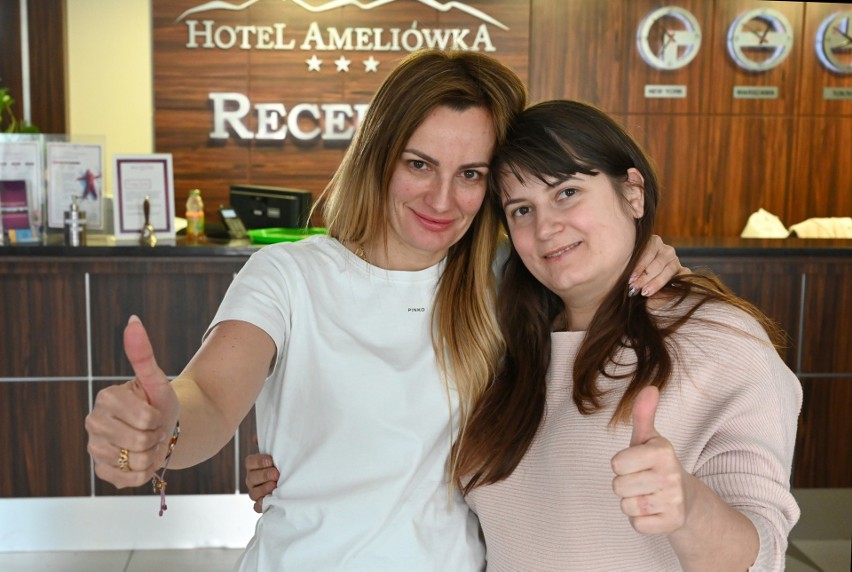 Właścicielka hotelu Ameliówka, Iwona Skiba - Idziak i 37 -...