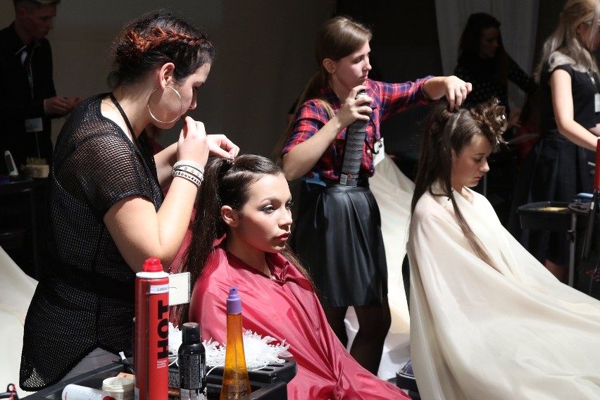 Adepci fryzjerstwa walczyli w Kielcach w konkursie Loki 2015