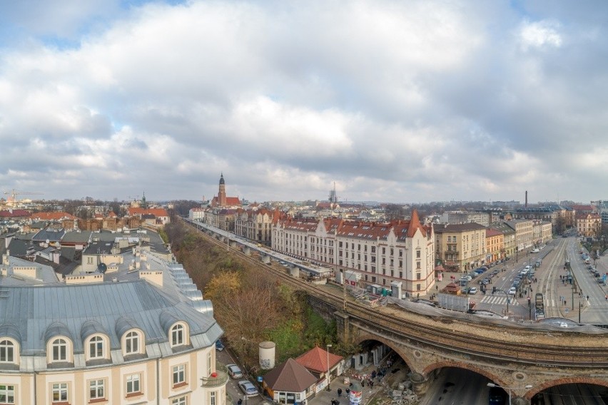 Megainwestycja w centrum Krakowa rośnie jak na drożdżach [ZDJĘCIA]