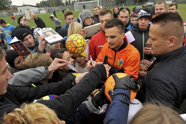 Pomimo niezbyt dobrej pogody frekwencja dopisała.