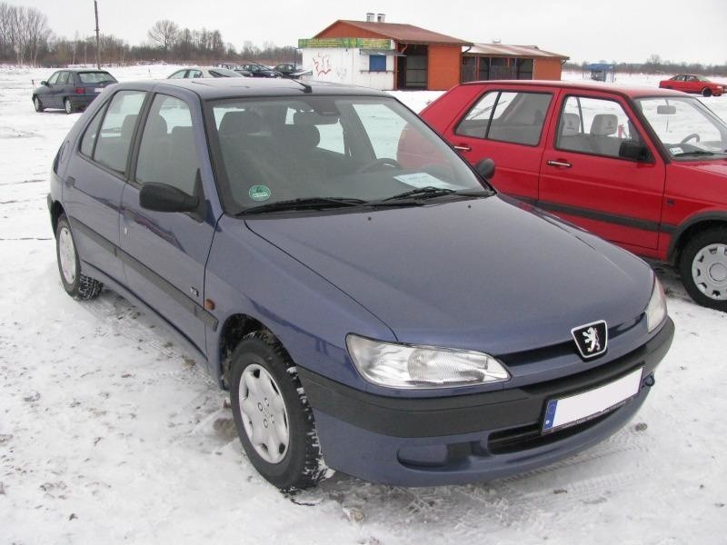 13. Peugeot 306...