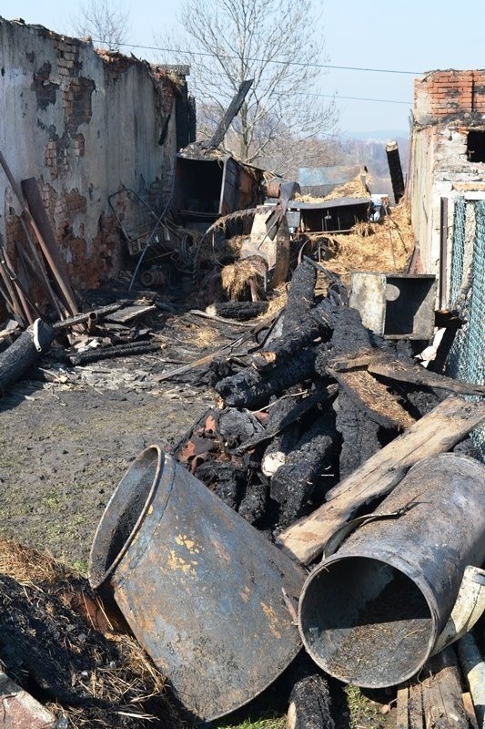 Pożar w Bielsku na Andersa. Pożar strawił budynek przy al....