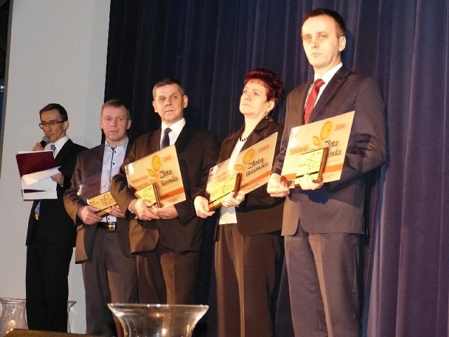 Laureaci &#8220;Złotych Borówek&#8221;: Gminna Mleczarnia w Pierzchnicy, Restauracja Staropolska Andrzej Gardyński, Cztery Wiatry SPA&Sport Resort, Szklarki, Przetwórstwo Mięsa Zychowicz (przedstawiciela firmy nie było na gali)