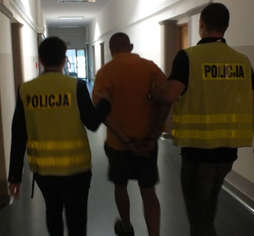 Kryminalni z Opola zatrzymali 2 mężczyzn podejrzanych o...