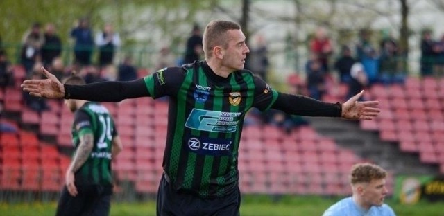 Michał Smolarczyk ze Staru Starachowice zdobył w tej kolejce trzy gole.