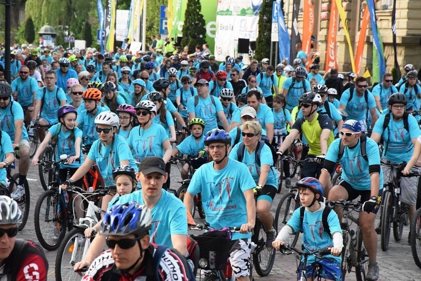 2,5 tys. rowerzystów w Bielskim Rodzinnym Rajdzie Rowerowym....
