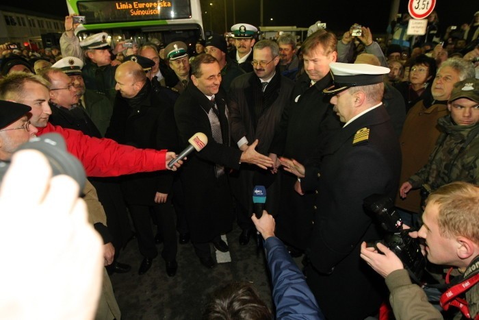 Polska wchodzi do strefy Schengen - uroczystości na granicy...