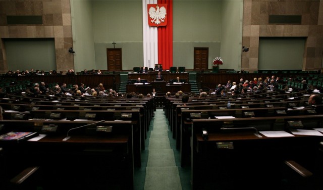 06.02.2008 warszawa sejm rp debata na temat zdrowia sala obrad flaga godlo fot andrzej wiktor/polskapresse