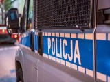Pijana kobieta w aucie w Nisku. Zasnęła na środku drogi, alkomat pokazał 3,5 promila 